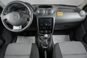 Внедорожник Renault Duster 2013 года, 899000 рублей, Тюмень