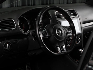 Хетчбэк Volkswagen Golf GTI 2012 года, 1599000 рублей, Тюмень