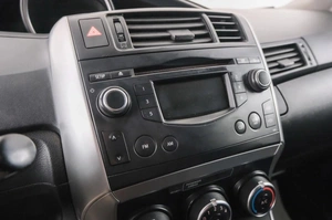 Минивэн Toyota Verso 2013 года, 1289000 рублей, Красноярск