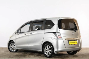 Минивэн Honda Freed 2012 года, 1159000 рублей, Тюмень