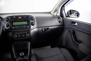 Хетчбэк Volkswagen Golf Plus 2011 года, 499000 рублей, Пермь