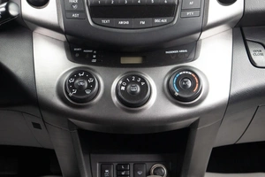 Внедорожник Toyota RAV4 2012 года, 1449000 рублей, Оренбург