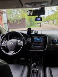 Внедорожник Mitsubishi Outlander 2013 года, 1550000 рублей, Красноярск