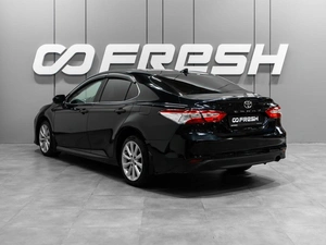 Седан Toyota Camry 2018 года, 2149000 рублей, Тюмень