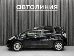 Хетчбэк Honda Fit 2012 года, 949000 рублей, Красноярск