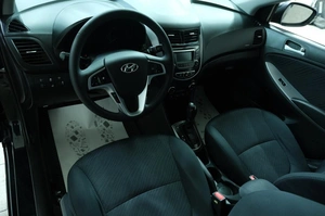 Седан Hyundai Solaris 2015 года, 1189000 рублей, Омск