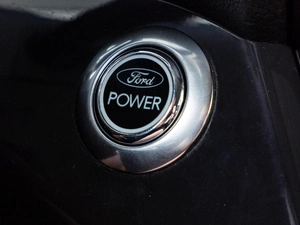 Внедорожник Ford Kuga 2013 года, 1374400 рублей, Волгоград