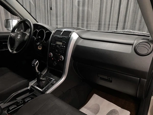 Внедорожник Suzuki Grand Vitara 2010 года, 899000 рублей, Красноярск