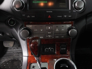 Внедорожник Toyota Highlander 2013 года, 1689000 рублей, Минеральные Воды