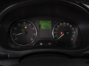 Хетчбэк Skoda Fabia 2013 года, 954000 рублей, Воронеж