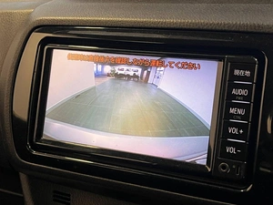 Хетчбэк Toyota Vitz 2018 года, 949000 рублей, Красноярск