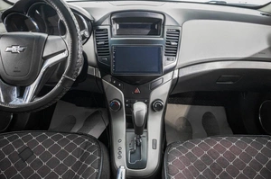 Седан Chevrolet Cruze 2011 года, 739000 рублей, Барнаул