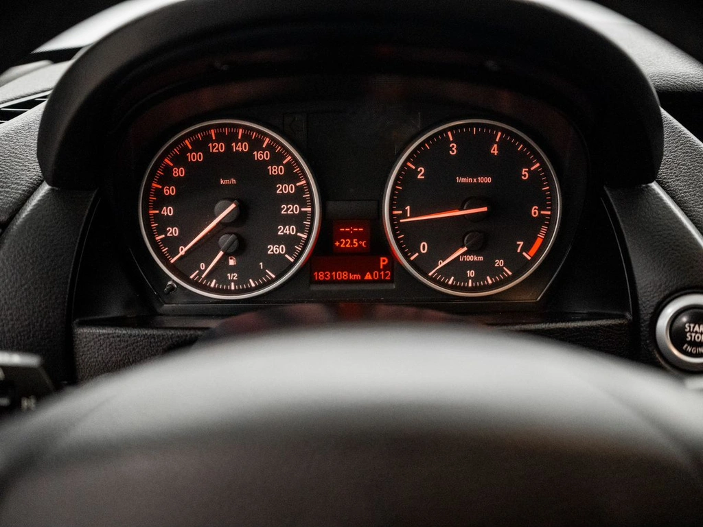 Фото