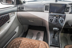 Хетчбэк Toyota Corolla 2001 года, 549000 рублей, Барнаул
