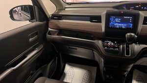 Минивэн Honda Freed 2020 года, 1549000 рублей, Красноярск