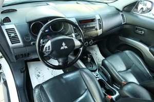 Внедорожник Mitsubishi Outlander 2010 года, 1249000 рублей, Омск