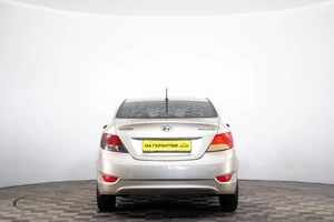 Седан Hyundai Solaris 2013 года, 579000 рублей, Пермь