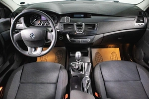 Лифтбек Renault Laguna 2008 года, 1049000 рублей, Сургут