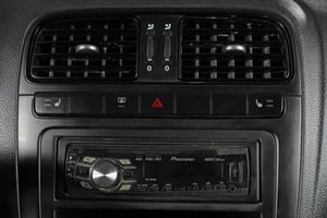 Седан Volkswagen Polo 2011 года, 759000 рублей, Тюмень