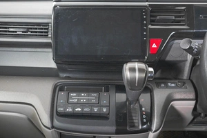 Минивэн Honda Stepwgn 2016 года, 1809000 рублей, Кемерово