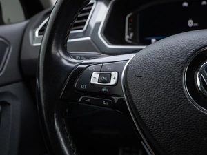 Внедорожник Volkswagen Tiguan 2020 года, 2670000 рублей, Волгоград