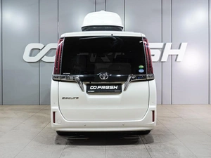 Минивэн Toyota Esquire 2019 года, 2599000 рублей, Воронеж