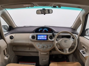 Минивэн Toyota Porte 2004 года, 450000 рублей, Красноярск