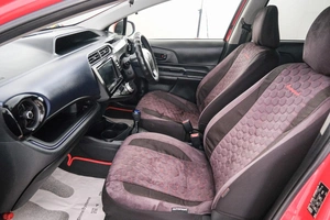 Хетчбэк Toyota Aqua 2016 года, 1109000 рублей, Красноярск