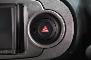 Хетчбэк Toyota Vitz 2013 года, 699000 рублей, Новокузнецк
