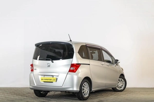Минивэн Honda Freed 2009 года, 1269000 рублей, Тюмень