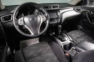 Внедорожник Nissan X-Trail 2017 года, 2389000 рублей, Сургут