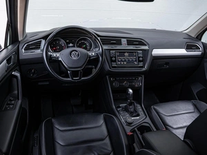 Внедорожник Volkswagen Tiguan 2017 года, 2340000 рублей, Краснодар