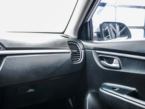 Хетчбэк Kia Rio X-Line 2019 года, 1400000 рублей, Красноярск