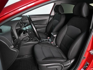 Седан Hyundai Elantra 2017 года, 1679000 рублей, Ростов-на-Дону