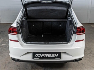 Лифтбек Volkswagen Polo 2021 года, 1899000 рублей, Ставрополь