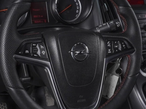 Хетчбэк Opel Astra GTC 2014 года, 860000 рублей, Ростов-на-Дону