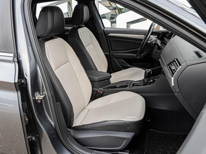 Седан Volkswagen Jetta 2020 года, 2310000 рублей, Краснодар