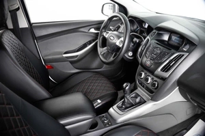Хетчбэк Ford Focus 2013 года, 599000 рублей, Пермь