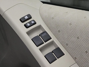 Хетчбэк Toyota Vitz 2009 года, 650000 рублей, Красноярск