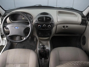 Хетчбэк ВАЗ (LADA) Kalina 2011 года, 255000 рублей, Омск