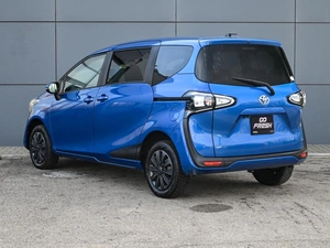 Минивэн Toyota Sienta 2019 года, 1530000 рублей, Краснодар