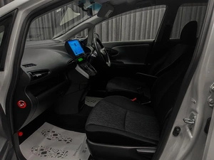 Минивэн Toyota Wish 2009 года, 1150000 рублей, Красноярск