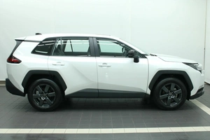 Внедорожник Toyota RAV4 2026 года, 4295000 рублей, Красноярск