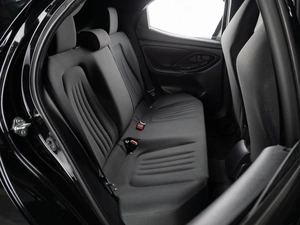 Хетчбэк Toyota Yaris 2020 года, 1229000 рублей, Тюмень