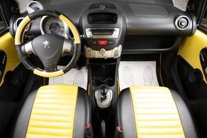 Хетчбэк Peugeot 107 2012 года, 459000 рублей, Оренбург