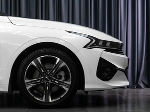 Седан Kia K5 2021 года, 2199000 рублей, Тюмень