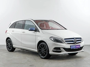 Хетчбэк Mercedes-benz B-класс 2015 года, 1577077 рублей, Москва