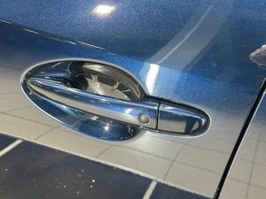 Хетчбэк Mazda Axela 2017 года, 1228000 рублей, Красноярск