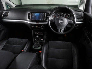 Минивэн Volkswagen Sharan 2012 года, 1244000 рублей, Воронеж