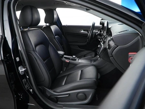 Внедорожник Mercedes-benz GLA-класс 2017 года, 2477077 рублей, Москва